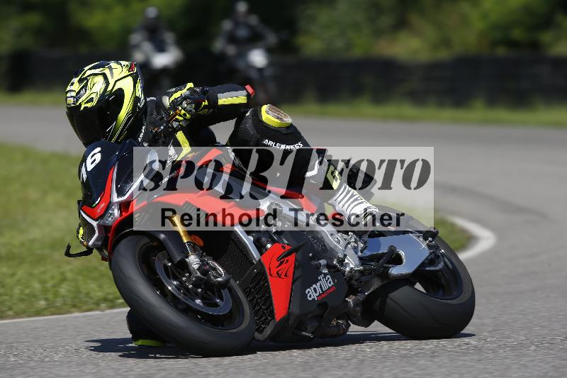 /Archiv-2024/29 12.06.2024 MOTO.CH Track Day ADR/Gruppe gelb/16